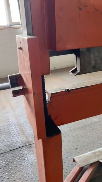 Листогибочный станок STALEX PBB 1020/3SH смотреть онлайн