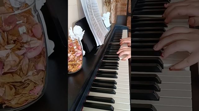 Крылатые качели #piano #relax #music #фортепиано #pianocover #cover #pianom смотреть онлайн