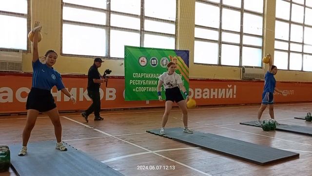 Спартакиада учащихся РС(Я) спортивные якутяне, девушк?