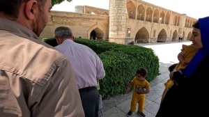 Кочевники в городе. Тайяба направляется в провинцию Исфахан на лечение