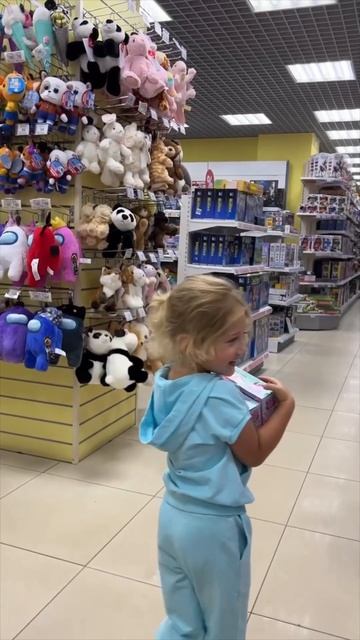 Детский мир ❤️ Идем за покупками в детский мир! Покупаем куклы LOL смотреть онлайн