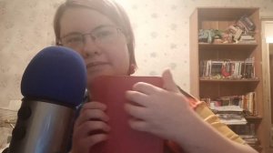 МОЁ ПЕРВОЕ АСМР / MY FIRST ASMR / Шепот, таппинг, триггеры