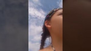 Увидела яхту Элли Ди (это была она), (море)