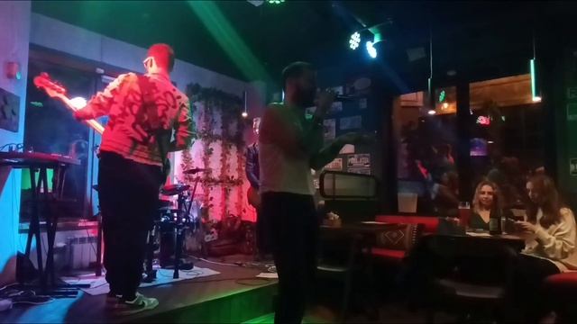 Моя бабушка курит трубку (Г.Сукачёв). Савва Темнов и гр?