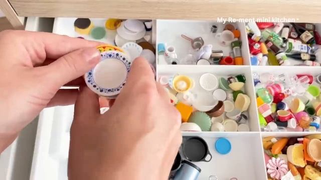 Miniature kitchen set installation ASMR смотреть онлайн