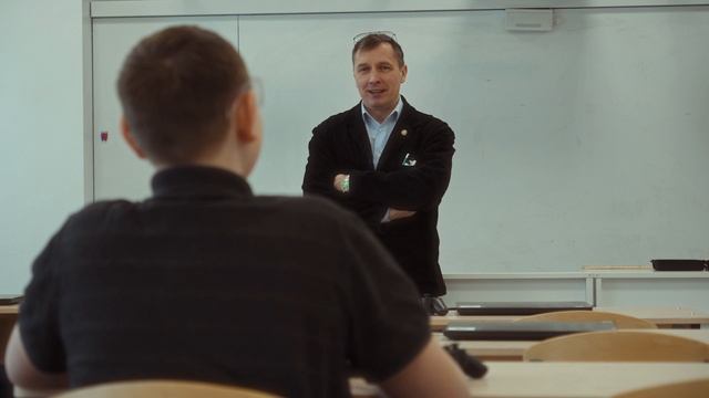 УМИУС ШКОЛА.mp4 смотреть онлайн