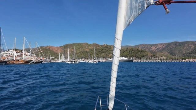 Сложности жизни на яхте. Что такое перегон? Один день и