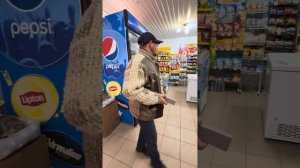 Новые очки для Профессора / ГАРДЕЙ И ИВАНЫЧ #волгоград