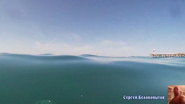 Лазаревское 2020. На матрасе, под водой смотреть онлайн