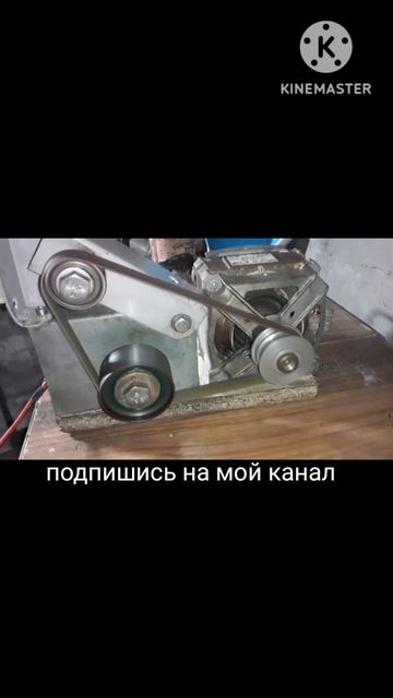 Самый простой Гриндер с узкой лентой смотреть онлайн