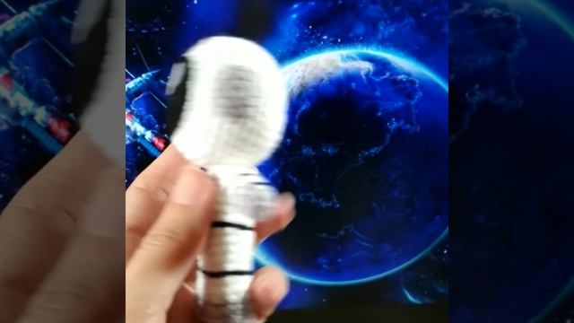 Игрушка космонавт (видеообзор)