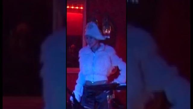 Показ в Париже. #балетдлявсех #балерина #балет #занятиябалетом #каксестьнашпагат #обалете