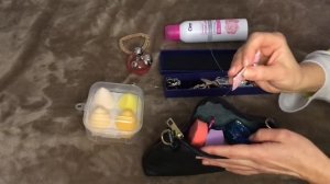 АСМР Любимые штучки. Шёпот. Перекладываем и смотрим.