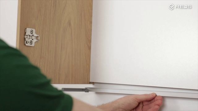 Видеоинструкция по установке двухъярусных посудосушителей в верхний корпус REJS Standard 3 new смотреть онлайн