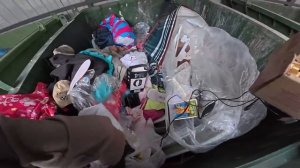 КАК_Я_ЗАРАБАТЫВАЮ_ЛАЗАЯ_ПО_ПОМОЙКАМ