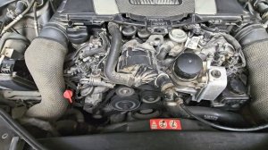 звук двигателя м272 на холодную