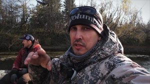 НА ПЕТУХА ПОЙМАЛ ОГРОМНОГО ТАЙМЕНЯ. РЫБАЛКА НА САХАЛИНЕ. РАЗБИТЫЙ ВЕРТОЛЁТ