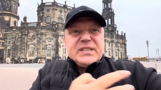 Командир подводной лодки Архангельск Гладков на встр?