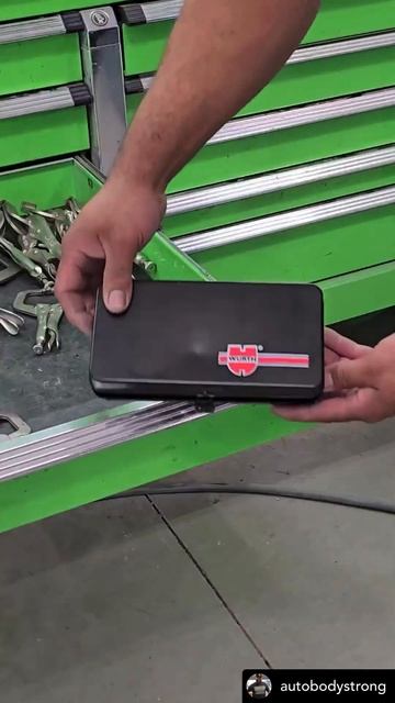 Посмотрите, как один из наших партнеров, использует на смотреть онлайн