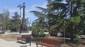 Феодосия – ГОРОД ВОИНСКОЙ СЛАВЫ! Новая стела и сквер на набережной