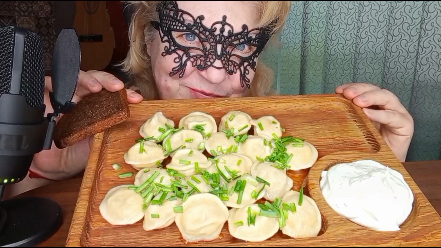 💥МУКБАНГ "ОТВАРИ СЕБЕ ПЕЛЬМЕНЬ,СЫТЫМ БУДЕШЬ ЦЕЛЫЙ ДЕНЬ"💥 смотреть онлайн