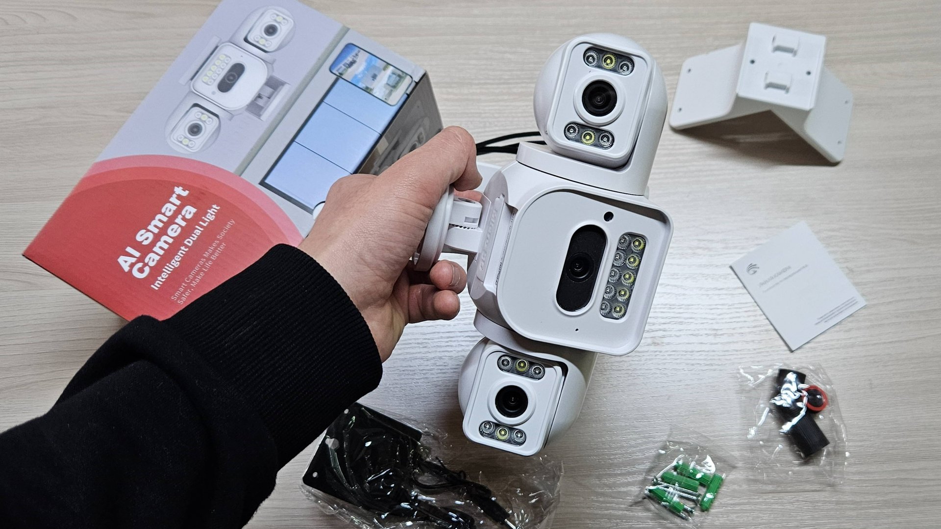 Камера с тремя объективами WiFi Yoosee