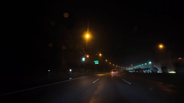 Ночная поездка под дождем по шоссе. Сон в машине смотреть онлайн
