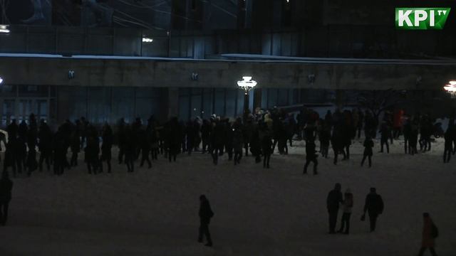 Снежная битва КПИ/КНУ/НПУ | Площадь знаний | LIVE смотреть онлайн