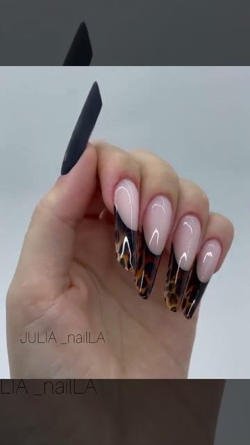 Хищные #nail #nailart #nailstyle #nails #naildesign #арочноемоделирование смотреть онлайн