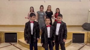 Песня С Новым годом папа с Новым годом мама