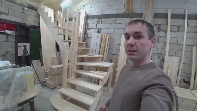 Деревянная лестница в Московскую область. смотреть онлайн