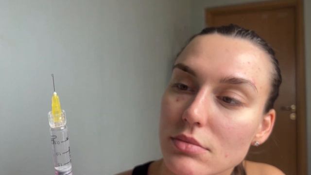 КАК ИЗБАВИТСЯ ОТ СИНЯКОВ ПОД ГЛАЗАМИ? МЕШКИ ПОД ГЛАЗАМ смотреть онлайн