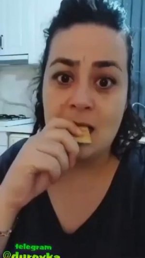 Жопа и сзади и спереди😱