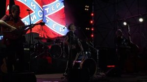 Мистер Твистер — Палуба