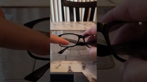 Как вставить линзу в оправу.