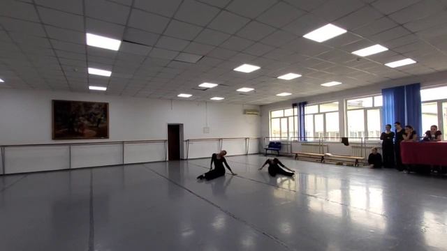 "Fear of the water". Хореографическая композиция на музыку SYML смотреть онлайн