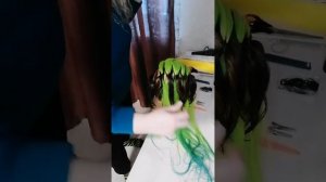 Легкий способ плетения боксерской косы.