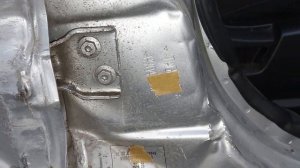 можно ли менять среднюю стойку на весте с идентификац?