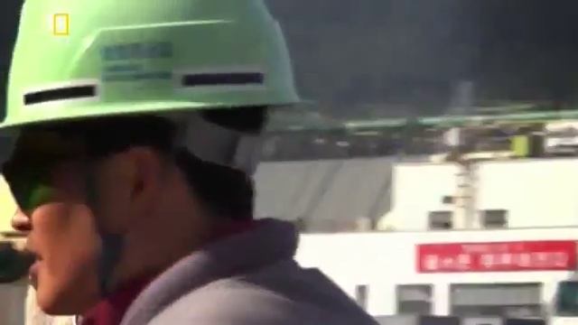 Суперсооружения   Танкеры газовозы