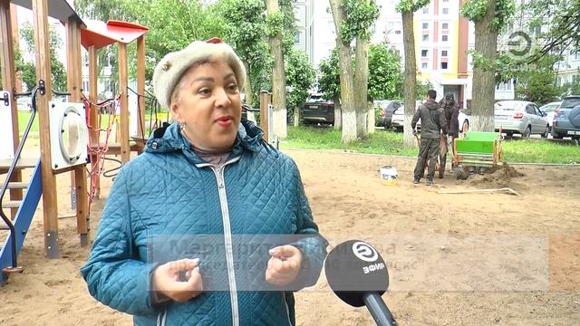 Подарили элементам с детской площадки вторую жизнь. смотреть онлайн