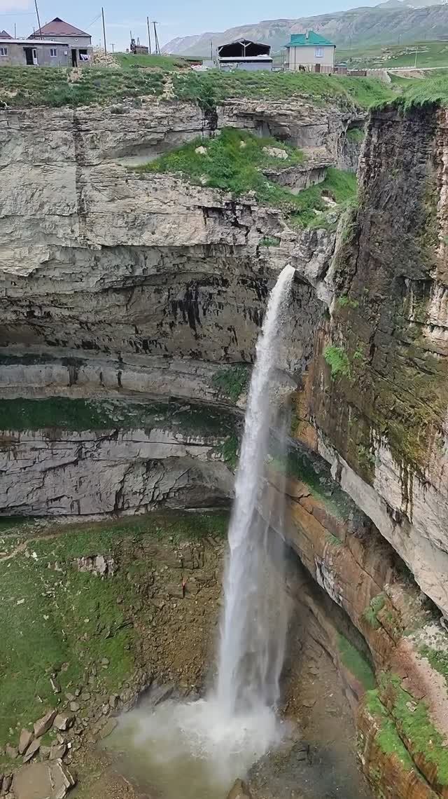 Водопад Тобот. Хунзахское плато. Дагестан смотреть онлайн