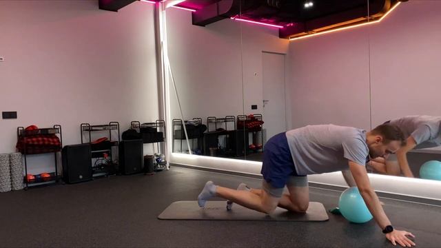 Тренировка для дома: ГРУДНОЙ ОТДЕЛ, ПРЕСС И СПИНА смотреть онлайн