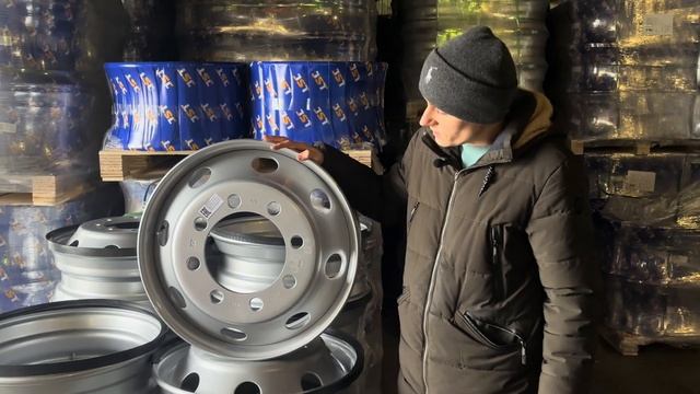 БЕСКАМЕРНЫЙ КОЛЕСНЫЙ ДИСК 7.50-22.5 ДЛЯ ЗиЛ 130 под футорку.