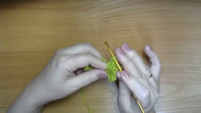 ВЯЗАНИЕ КРЮЧКОМ. Столбик с двумя накидами. смотреть онлайн