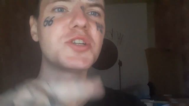 СТОЙКА ДОЛЖНА ПОКАЗАТЬ ЖОПУ смотреть онлайн