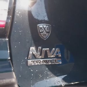 НИВА travel 2024. Антикоррозийная обработка днища, арок, скрытых полостей кузова. mp4