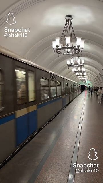 8E0F0BF1-760D-49F3-ADDD-BC74BB049485 вручить метро печат смотреть онлайн