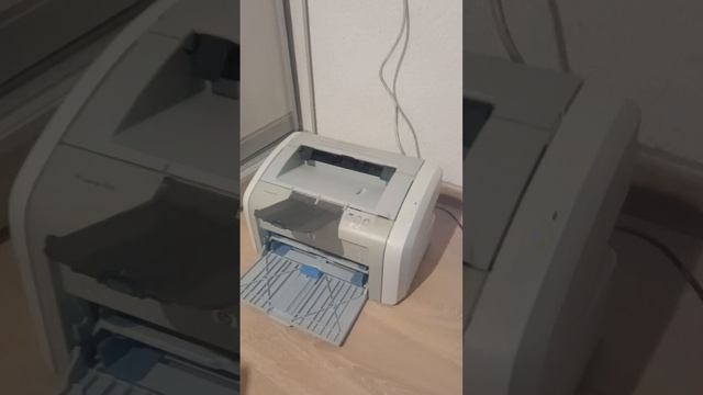 Принтер HP LaserJet 1018 смотреть онлайн