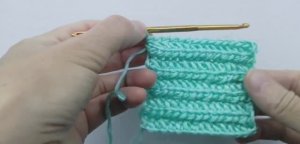 Ленивая резинка крючком