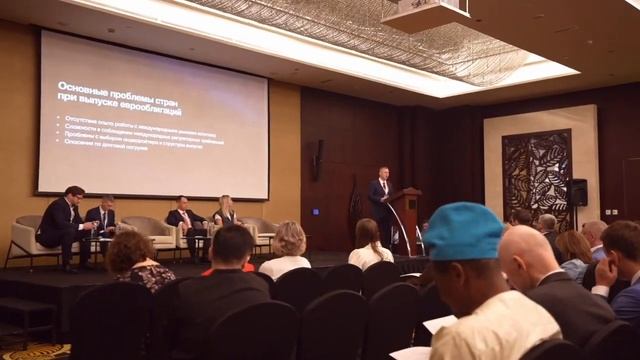 Si14 - Деловой партнер 1-го Международного форума стран Б смотреть онлайн